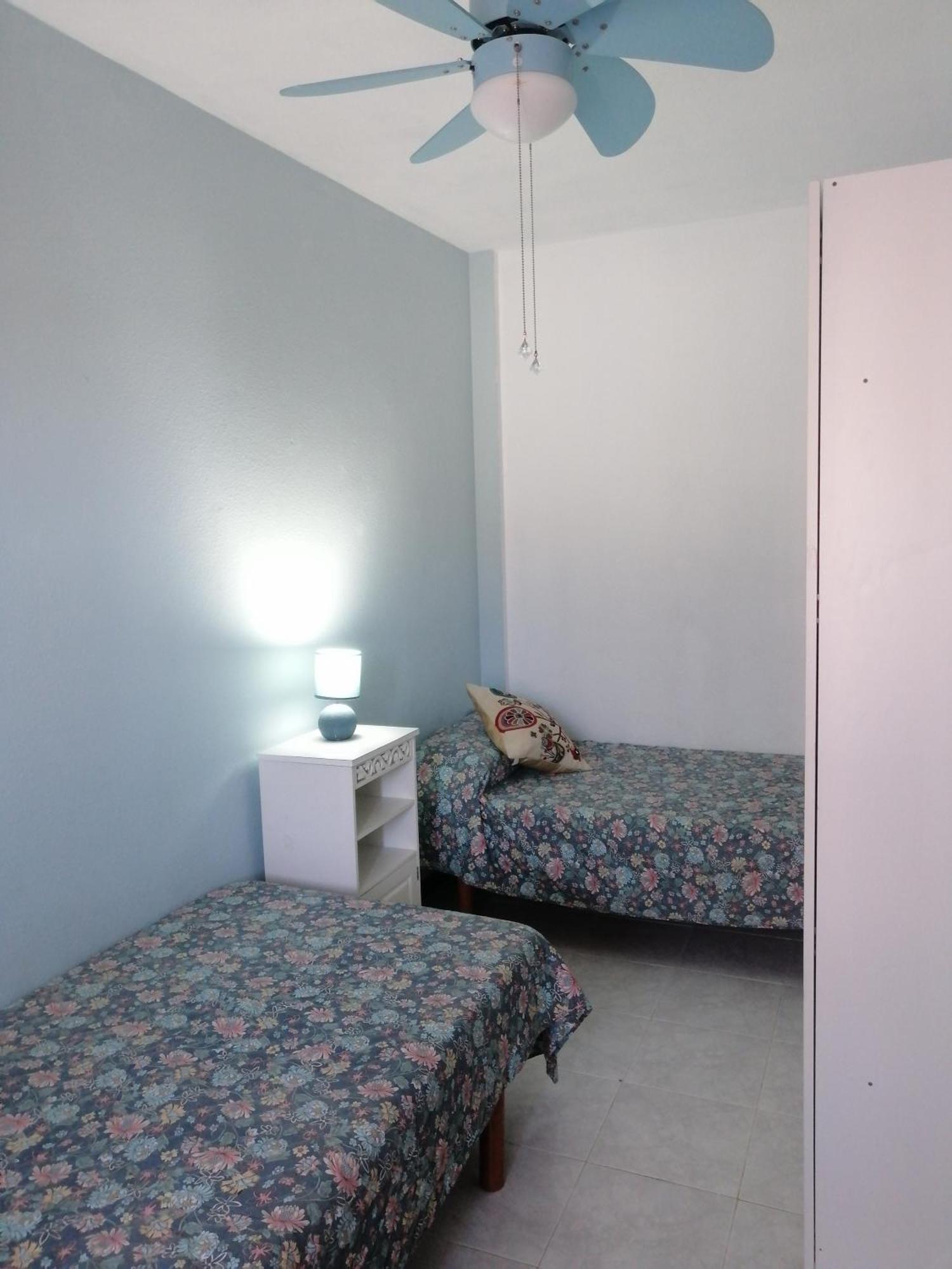 Apartamento En Los Nietos Con Piscina Comunitaria. Екстер'єр фото